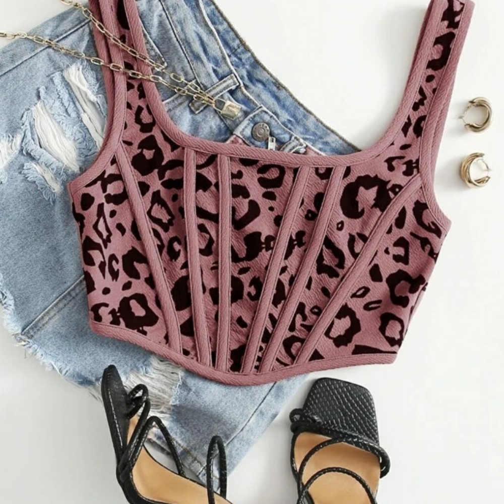 Zip Back Tape Asymmetrical Hem Leopard Tank Top